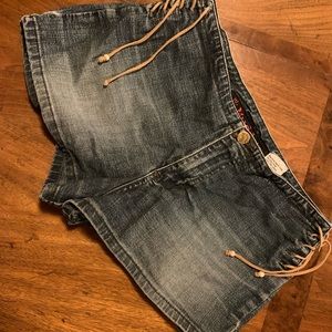 Mudd shorts with side ties